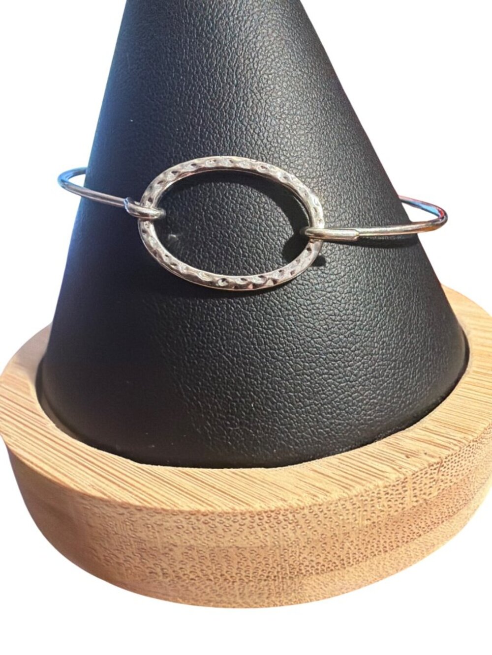Silver Tone Hammered Circle Bangle Cuff Bracelet Minimalist Hook Closure 7.25"